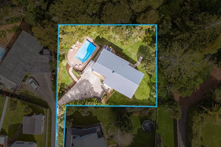 Photo of property in 35 Mcdowell Crescent, Hillcrest, Auckland, 0627