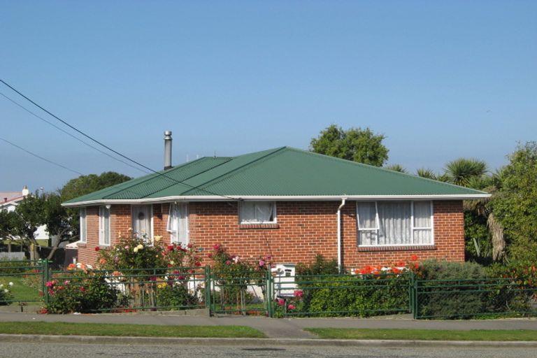 Photo of property in 38 Edward Street, Parkside, Timaru, 7910