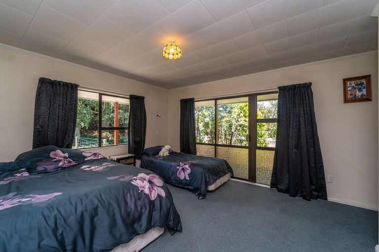 Photo of property in 247 Belvedere Road, Carterton, 5713