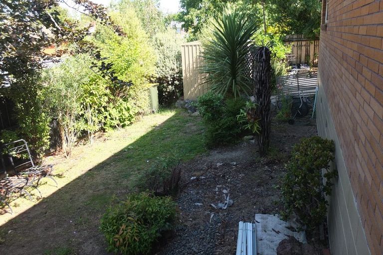Photo of property in 1/48 Stanniland Street, Sunnyhills, Auckland, 2010
