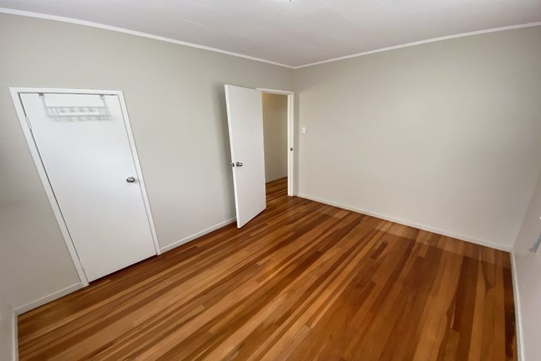 Photo of property in 12 Aarts Avenue, Manurewa, Auckland, 2102