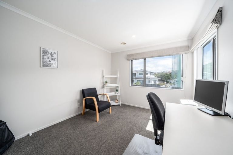 Photo of property in 5 Crompton Avenue, Churton Park, Wellington, 6037
