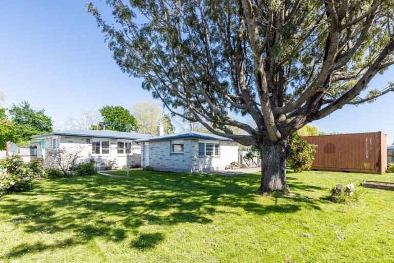 Photo of property in 1030 Grove Road, Mayfair, Hastings, 4122