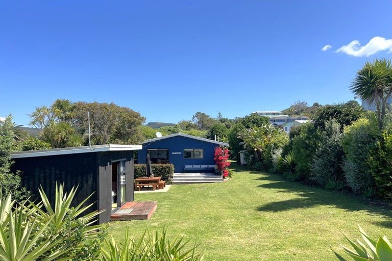 Photo of property in 43 Bluff Road, Kuaotunu West, Whitianga, 3592