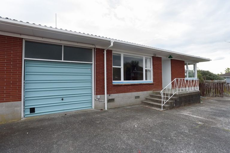 Photo of property in 2/81 Cardiff Road, Pakuranga, Auckland, 2010