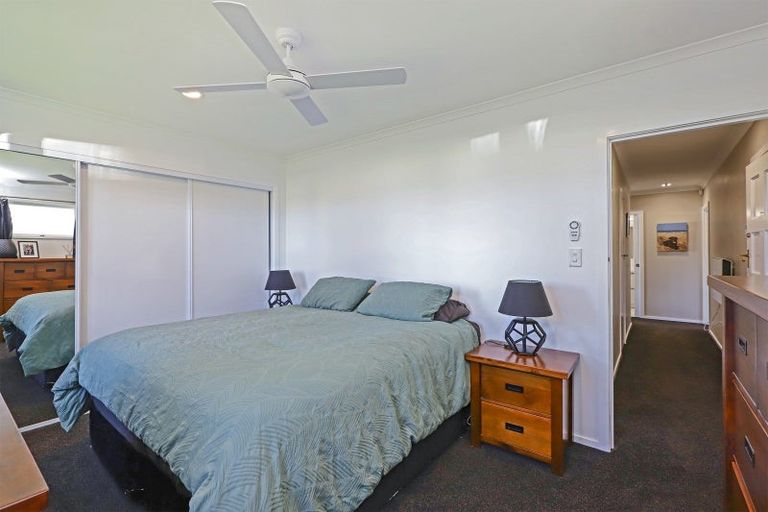 Photo of property in 19 Davidson Avenue, Pirimai, Napier, 4112