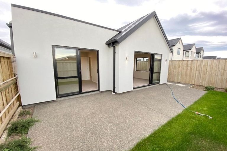 Photo of property in 87 Faringdon Boulevard, Rolleston, 7615