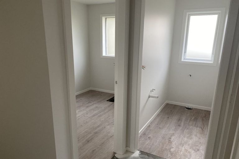 Photo of property in 18a Jupiter Street, Rosehill, Papakura, 2113