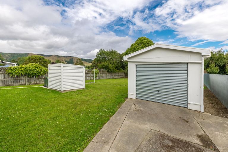 Photo of property in 18 Point Bush Road, Waimate, 7924