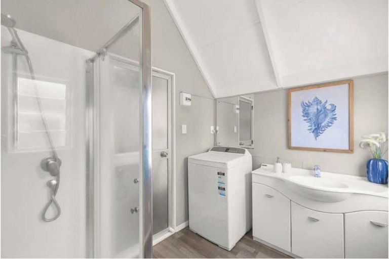 Photo of property in 824b Papamoa Beach Road, Papamoa Beach, Papamoa, 3118