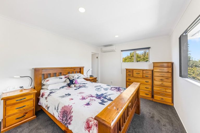 Photo of property in 33 Gala Place, Henderson, Auckland, 0612