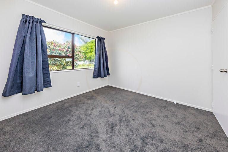 Photo of property in 1/6 Hatherley Place, Clendon Park, Auckland, 2103