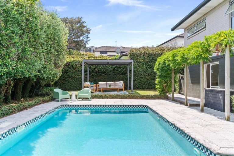 Photo of property in 34 Pukerangi Crescent, Ellerslie, Auckland, 1051