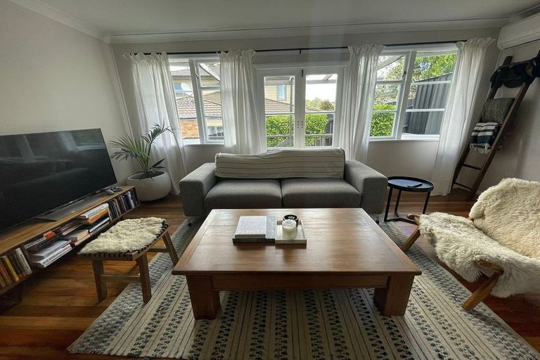 Photo of property in 6/331 Royal Road, Massey, Auckland, 0614