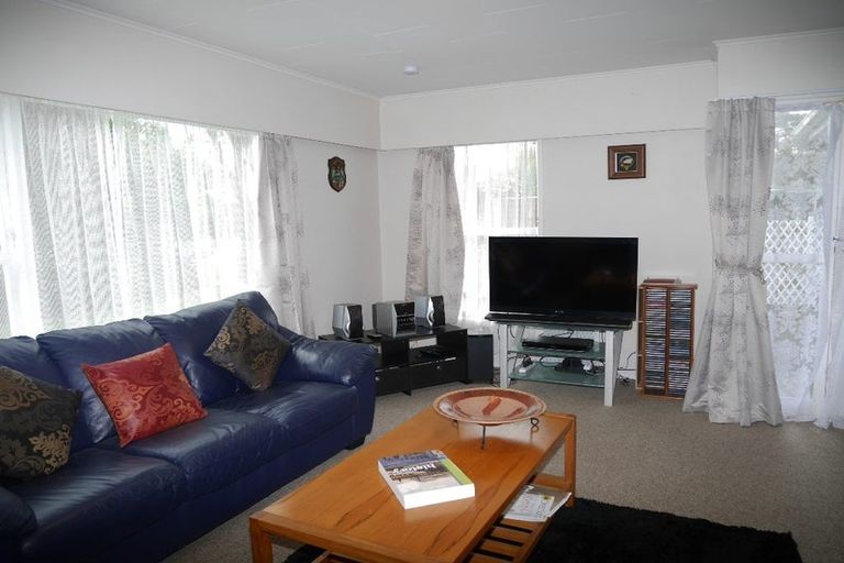 Photo of property in 48 Alexander Road, Raumati Beach, Paraparaumu, 5032