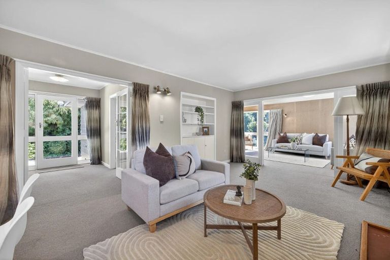Photo of property in 19 Athol Terrace, Upper Riccarton, Christchurch, 8041