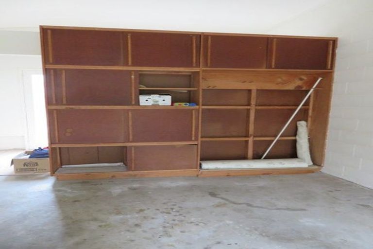 Photo of property in 2/1 Bramley Drive, Farm Cove, Auckland, 2012