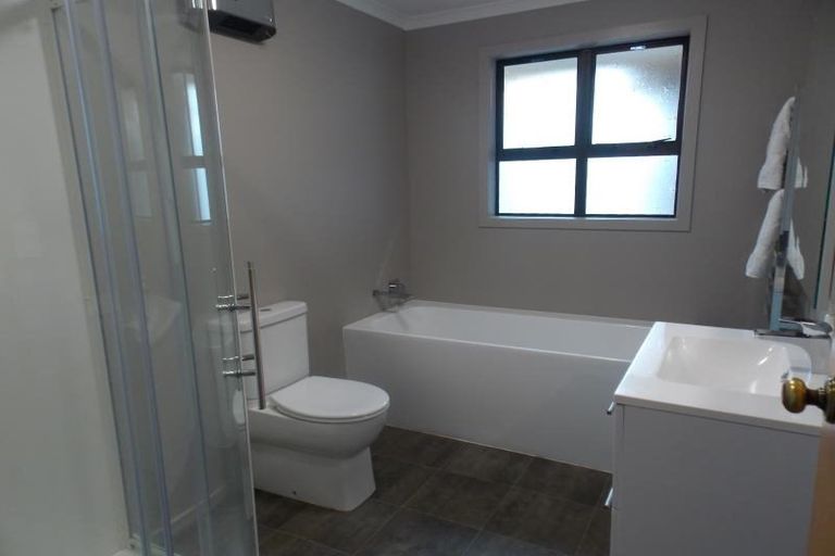 Photo of property in 62 Frobisher Street, Island Bay, Wellington, 6023