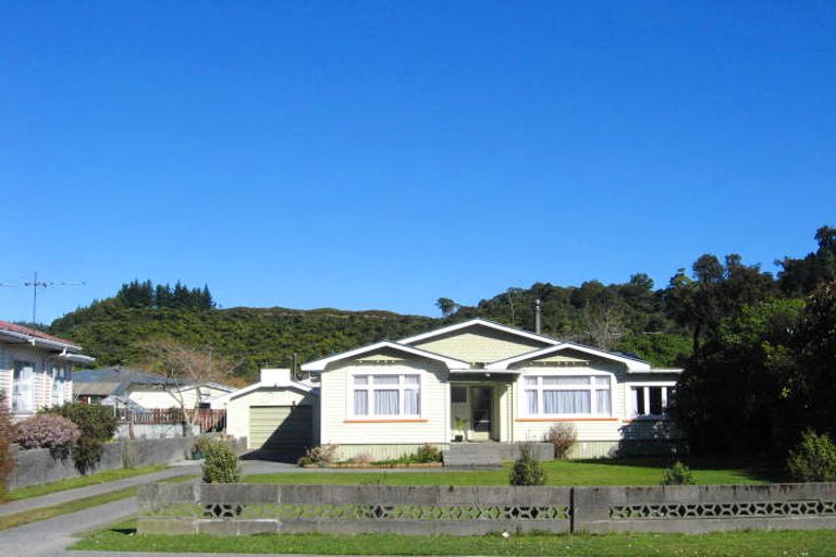 Photo of property in 86 Marsden Road, Greymouth, 7805