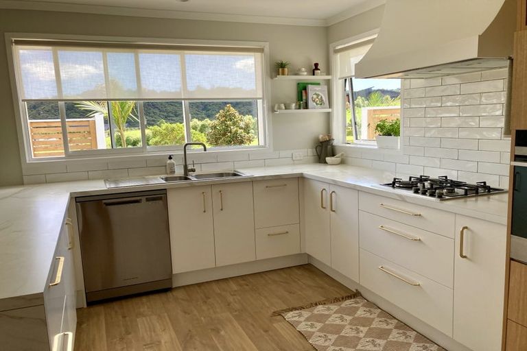 Photo of property in 7 Fernbird Grove, Kerikeri, 0294