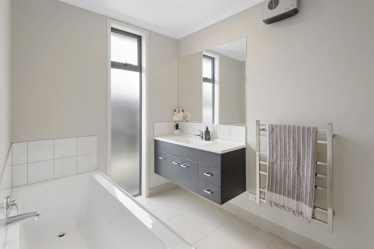 Photo of property in 28 John Annan Street, Halswell, Christchurch, 8025