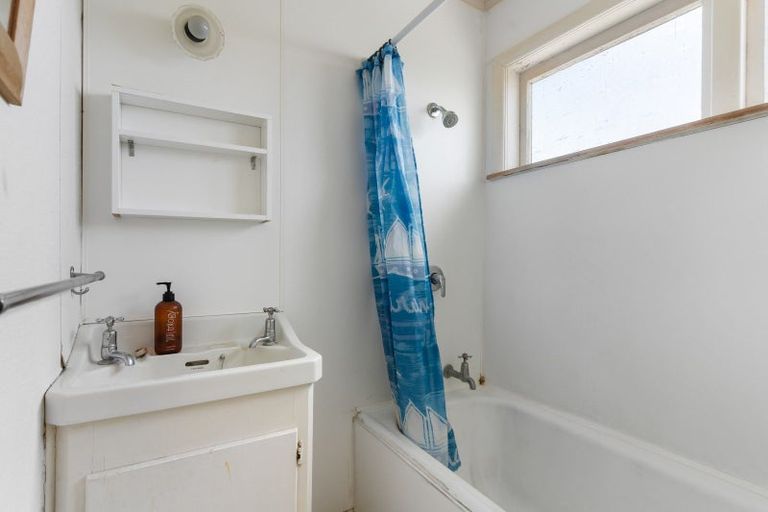 Photo of property in 114a Given Avenue, Whangamata, 3620