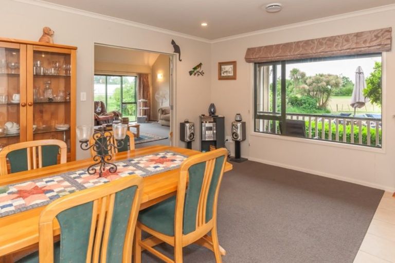 Photo of property in 23 Western Rise, Ohau, Levin, 5570