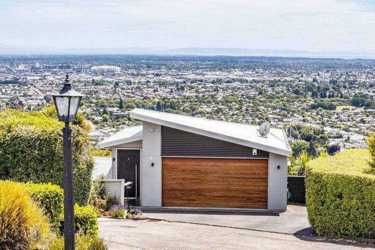 Photo of property in 4 Patchett Place, Cashmere, Christchurch, 8022