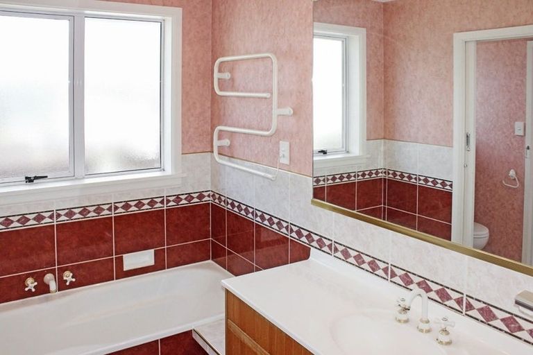 Photo of property in 40 Carruthers Street, Ilam, Christchurch, 8041