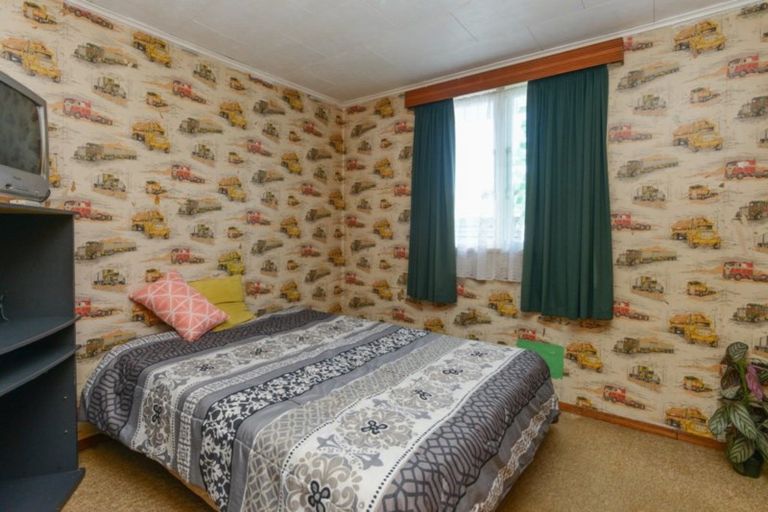 Photo of property in 10 Merton Crescent, Pirimai, Napier, 4112