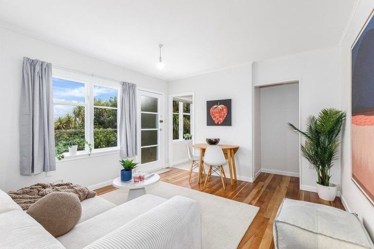 Photo of property in 67 Pembroke Road, Northland, Wellington, 6012