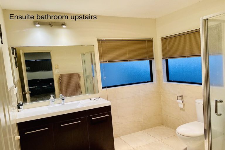 Photo of property in 11 Heidi Crescent, Flat Bush, Auckland, 2016