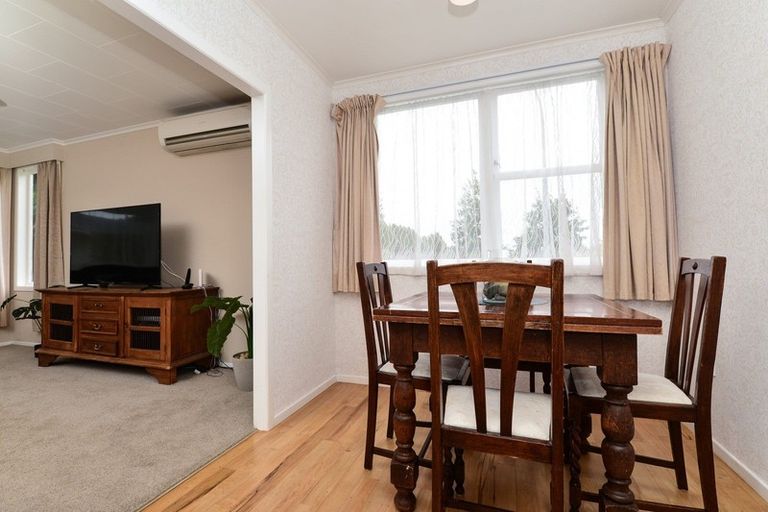 Photo of property in 97 Collins Road, Melville, Hamilton, 3206