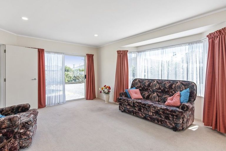 Photo of property in 126 Arawhata Road, Paraparaumu, 5032