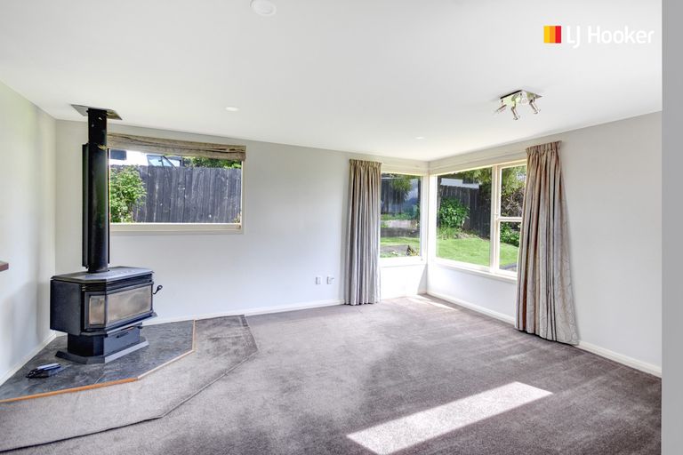 Photo of property in 73 Gilkison Street, Halfway Bush, Dunedin, 9010