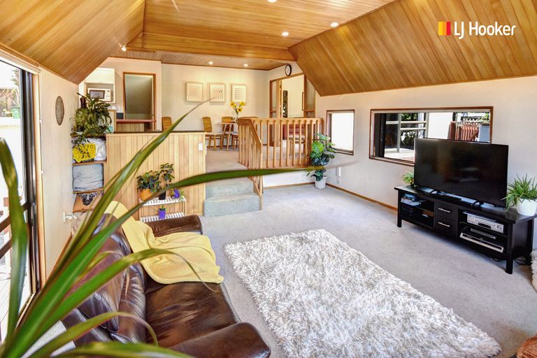 Photo of property in 30 Gebbie Street, Kinmont Park, Mosgiel, 9024