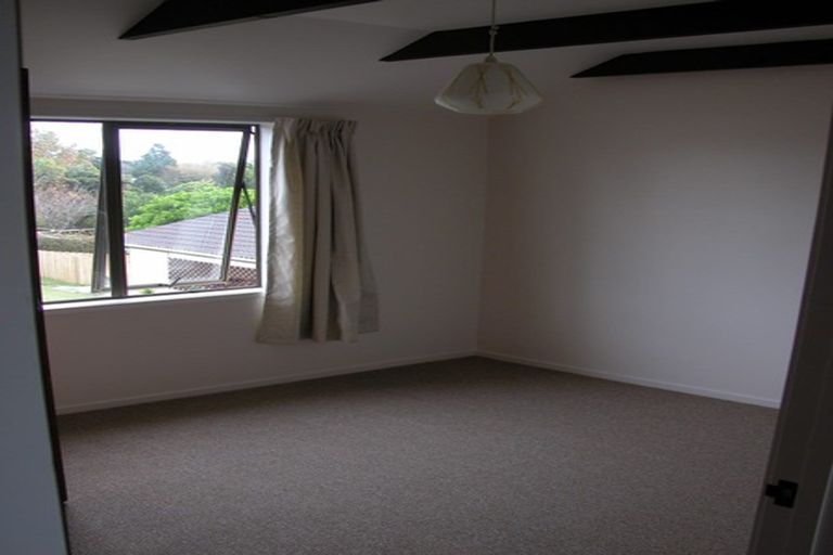 Photo of property in 1/87 Manuka Road, Bayview, Auckland, 0629