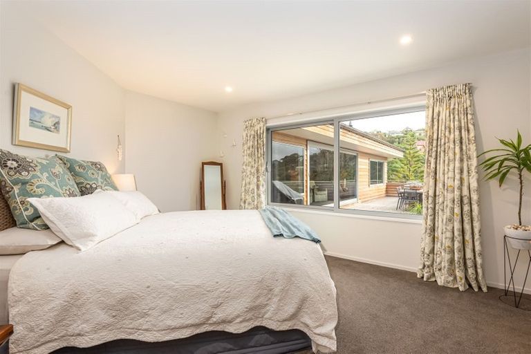 Photo of property in 40 Soleares Avenue, Mount Pleasant, Christchurch, 8081