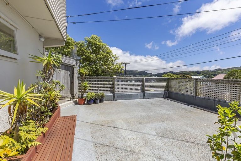 Photo of property in 21 Gipps Street, Karori, Wellington, 6012