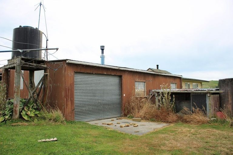 Photo of property in 8 Fawcett Street, Waitahuna, Lawrence, 9593