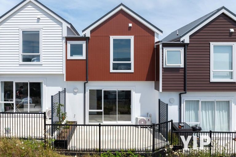 Photo of property in 2/30 Adventure Drive, Whitby, Porirua, 5024