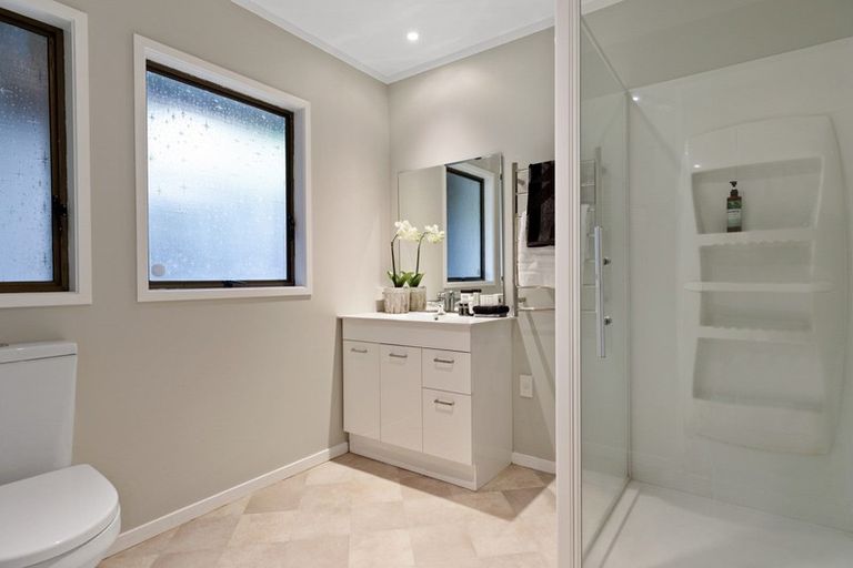 Photo of property in 2b Lake Crescent, Hamilton Lake, Hamilton, 3204