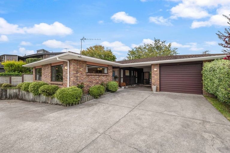 Photo of property in 4 Ruskin Place, Westown, New Plymouth, 4310