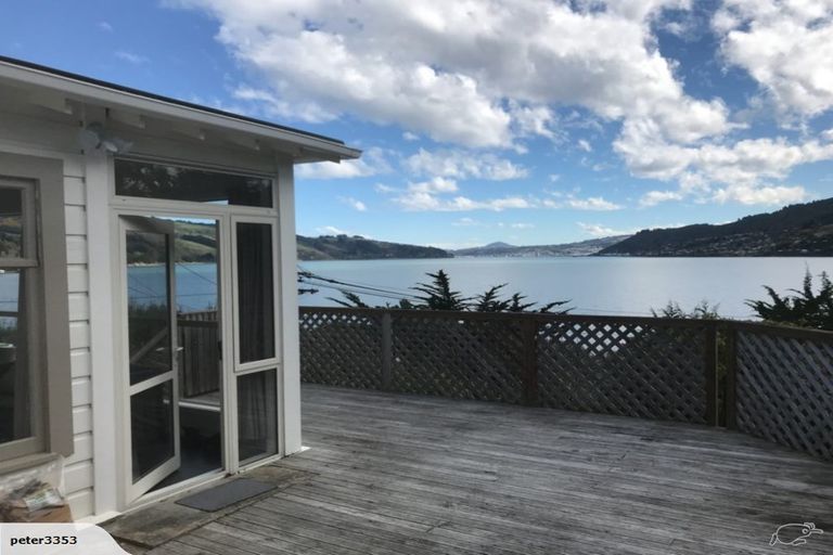 Photo of property in 8 Bewley Avenue, Macandrew Bay, Dunedin, 9014