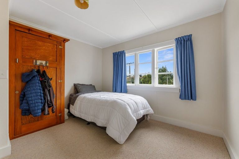 Photo of property in 13 Solway Street, Holmes Hill, Oamaru, 9401