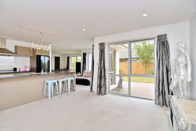 Photo of property in 16 Nga Tupuna Street, Pegasus, 7612