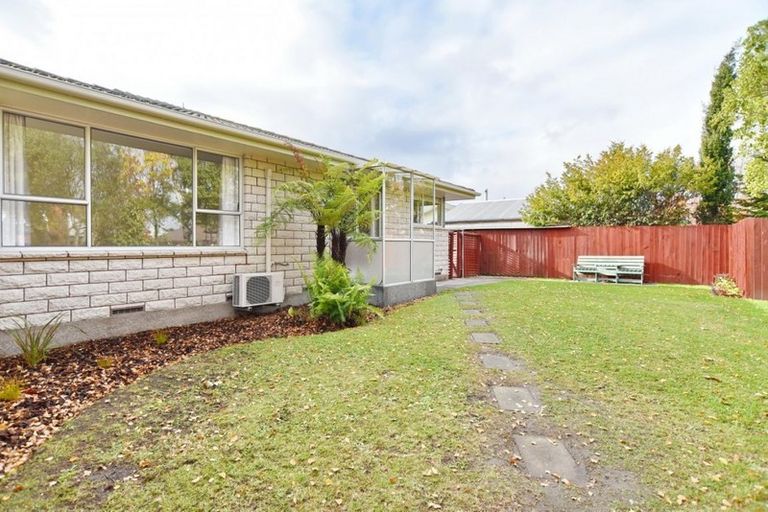 Photo of property in 1/73 Sabys Road, Halswell, Christchurch, 8025