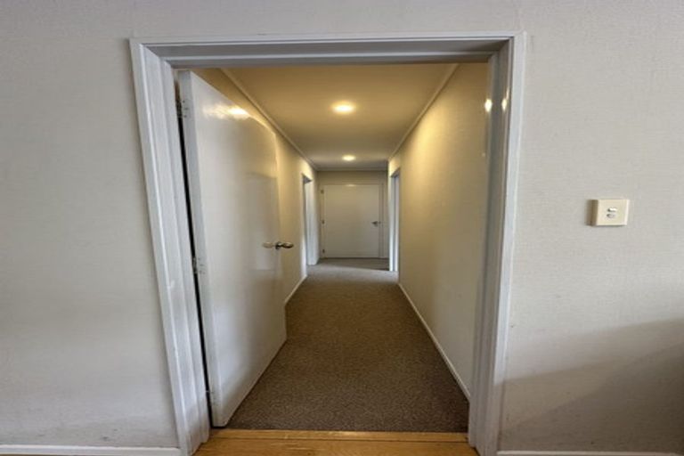 Photo of property in 2/55 Clydesdale Avenue, Somerville, Auckland, 2014