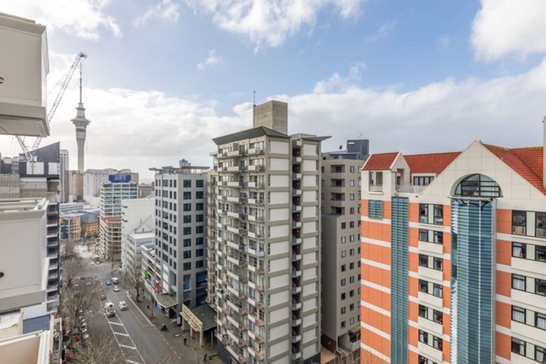 Photo of property in Oakwood Hall Apartments, 13b/81 Wakefield Street, Auckland Central, Auckland, 1010