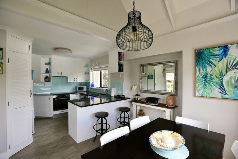 Photo of property in 218 Vista Paku, Pauanui, Hikuai, 3579